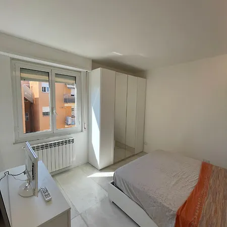 Helen4 3* 피사